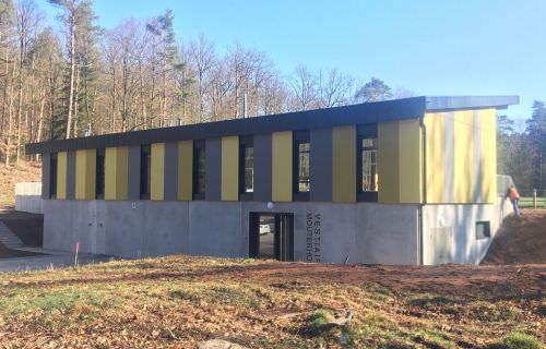 Vestiaires avec club-house à Moutershouse